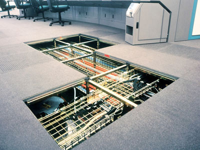 کف کاذب اتاق برق به همراه معرفی انواع کفهای کاذب اتاق برق باکیفیت و مرغوب و تجهیزات نصب آن توسط نصاب حرفه ای با مشاوره رایگان و سفارش آنلاین کف کاذب اتاق برق کف کاذب اتاق برق چیست مزایای استفاده از کف کاذب اتاق برق آروست نکات مهم در انتخاب کف کاذب اتاق برق قیمت کف کاذب اتاق برق انواع کف کاذب برای اتاق برق نحوه ثبت سفارش و خرید کف کاذب اتاق برق آروست - مدیریت کابلها