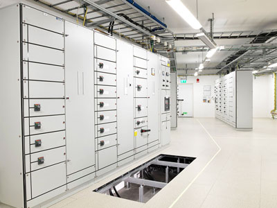 کف کاذب اتاق برق به همراه معرفی انواع کفهای کاذب اتاق برق باکیفیت و مرغوب و تجهیزات نصب آن توسط نصاب حرفه ای با مشاوره رایگان و سفارش آنلاین کف کاذب اتاق برق کف کاذب اتاق برق چیست مزایای استفاده از کف کاذب اتاق برق آروست نکات مهم در انتخاب کف کاذب اتاق برق قیمت کف کاذب اتاق برق انواع کف کاذب برای اتاق برق نحوه ثبت سفارش و خرید کف کاذب اتاق برق آروست - ایمنی