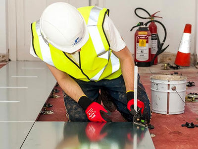 کف کاذب اصفهان تضمینی و باکیفیت به همراه نصب کف کاذب و اجرای کف کاذب تخصصی با تجهیزات مدرن توسط نصاب حرفه ای با مشاوره رایگان و سفارش آنلاین نصب کف کاذب اصفهان اجرای کف کاذب در اصفهان کف کاذب آلومینیوم در اصفهان شماره تلفن نصاب کف کاذب اصفهان کف کاذب صنعتی کف کاذب مسکونی در اصفهان - افزایش ایمنی ساختمان